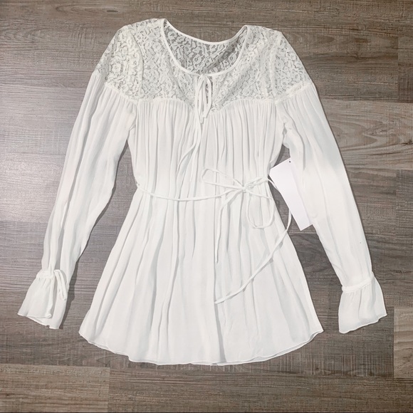 Modcloth Tops - NET MODCLOTH white blouse